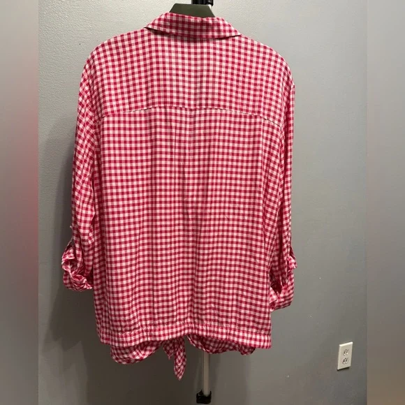 Jones New York Red Checkered shirt - Picture 2 of 6